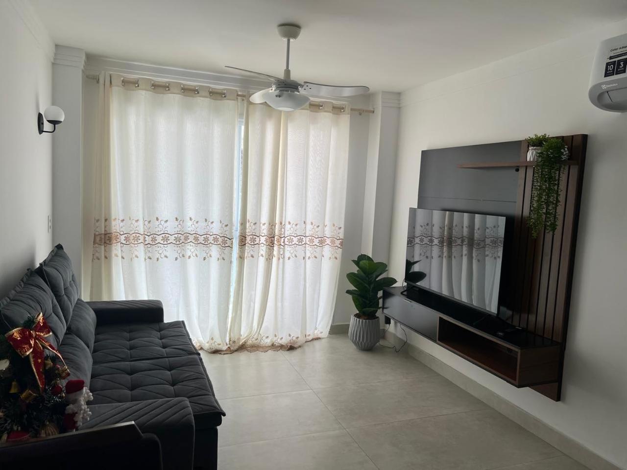 Beleza De Apartamento 300 Metros Da Praia Γκουαρούχα Εξωτερικό φωτογραφία