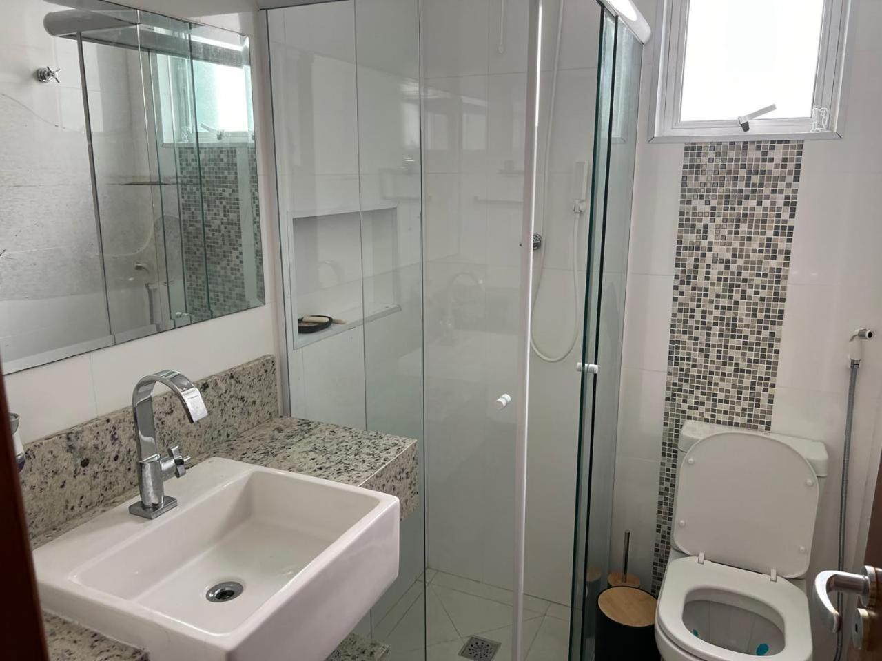 Beleza De Apartamento 300 Metros Da Praia Γκουαρούχα Εξωτερικό φωτογραφία
